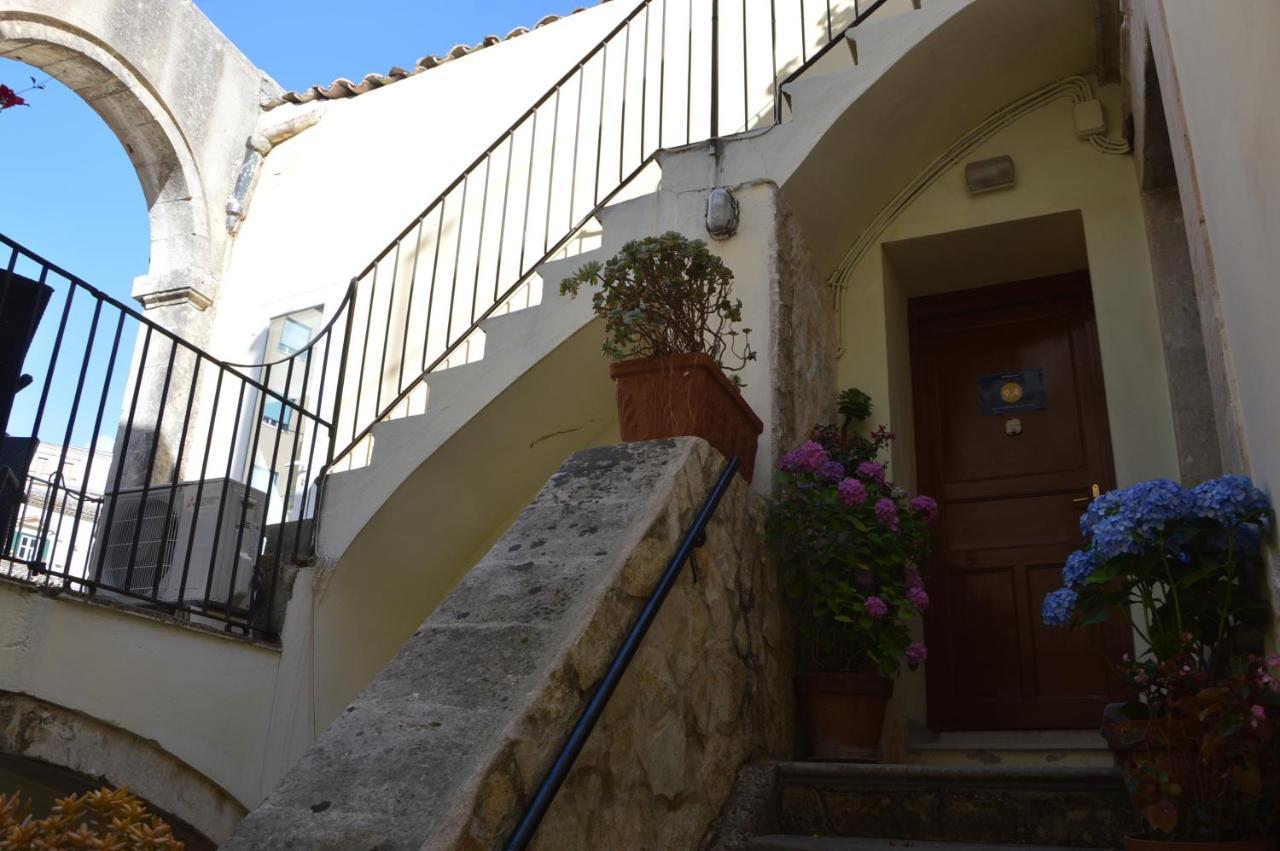 B&B Al Cortiletto Modica Centro エクステリア 写真